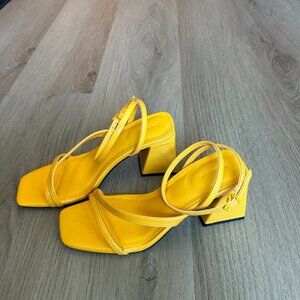 Bershka Low Block Heel Sandal with Multi Strap in Yellow/ W7.5